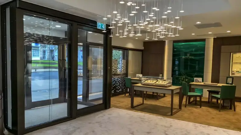 ویژگیهای درب ضد سرقت طلافروشی - افرا درب